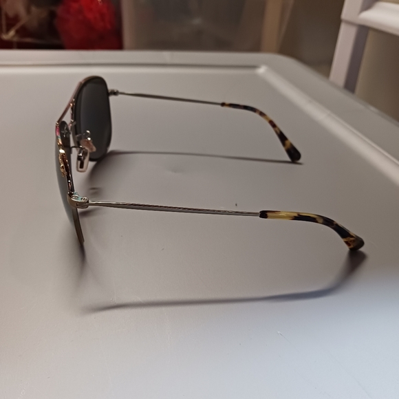 NEW! Authentic Coach Aviator Sunglasses 🕶️ **FIRM PRICE** - Picture 14 of 15